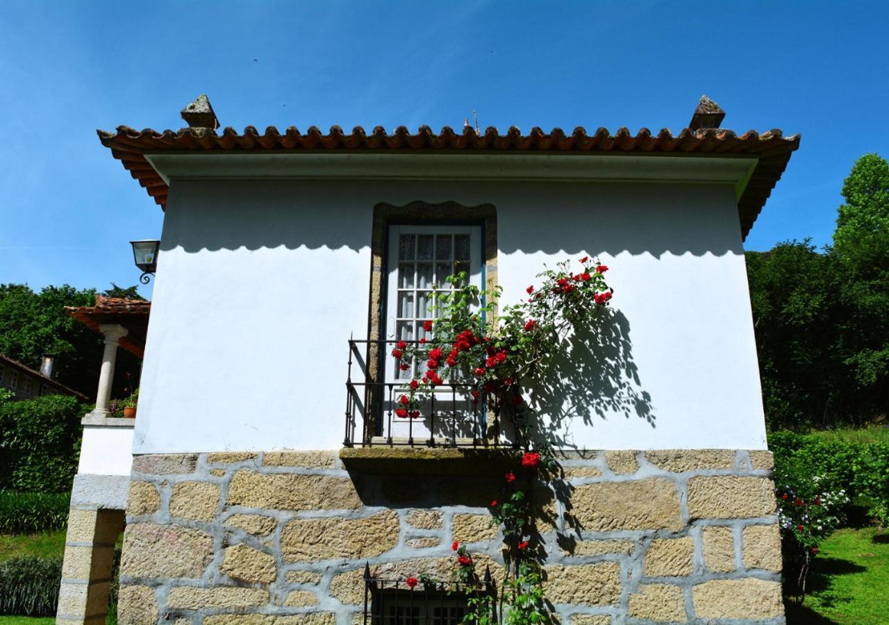 Casa De Travassos Villa Luzim ภายนอก รูปภาพ