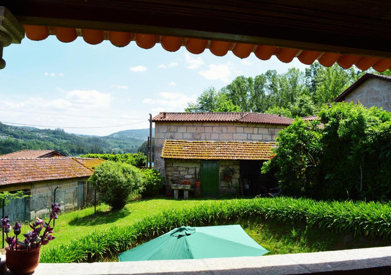Casa De Travassos Villa Luzim ภายนอก รูปภาพ