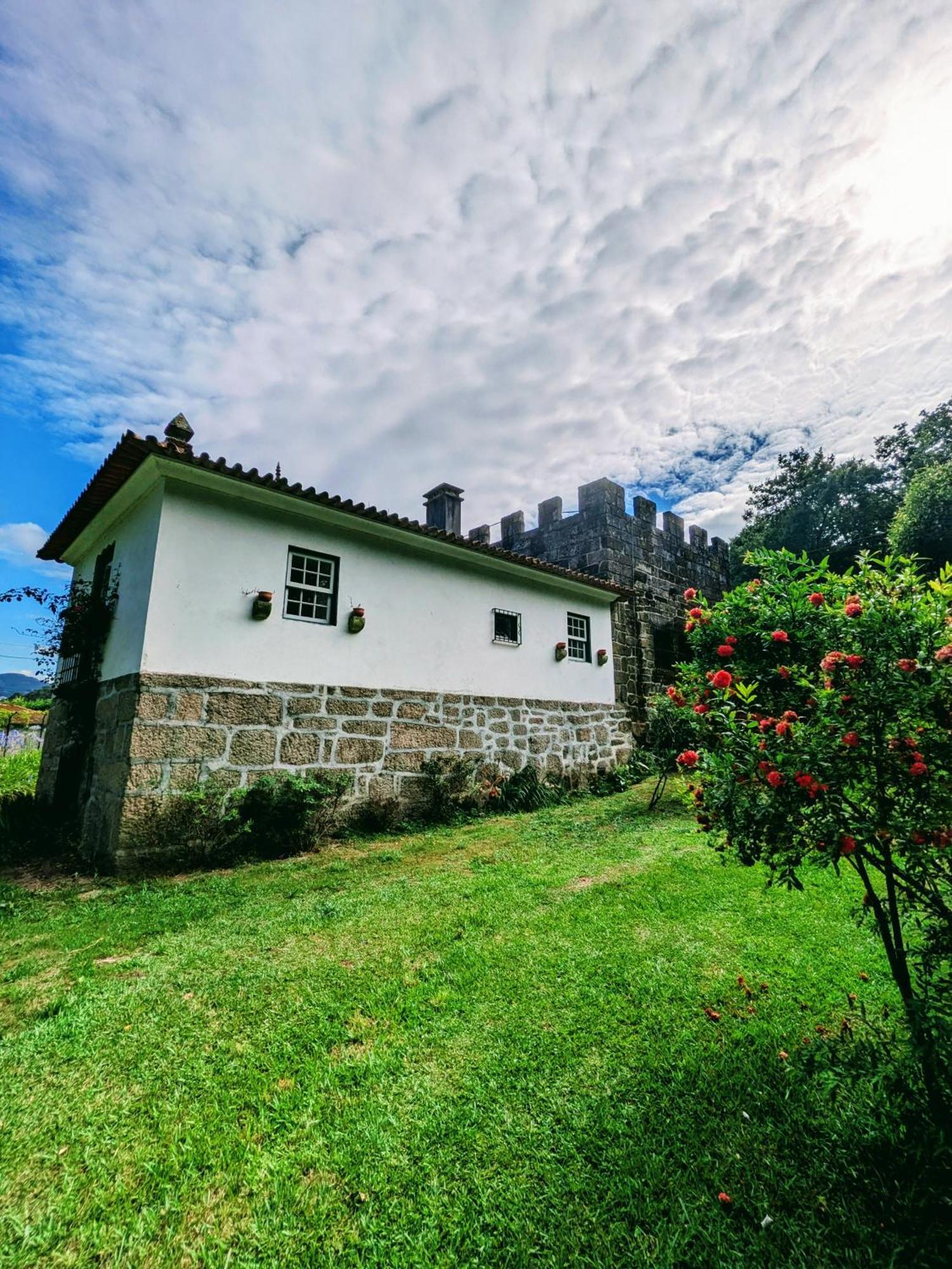 Casa De Travassos Villa Luzim ภายนอก รูปภาพ